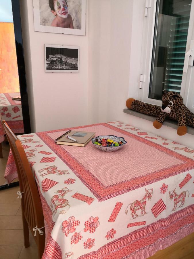 Il Nido Dei Gabbiani Villa ปอร์โตเวเนเร ภายนอก รูปภาพ